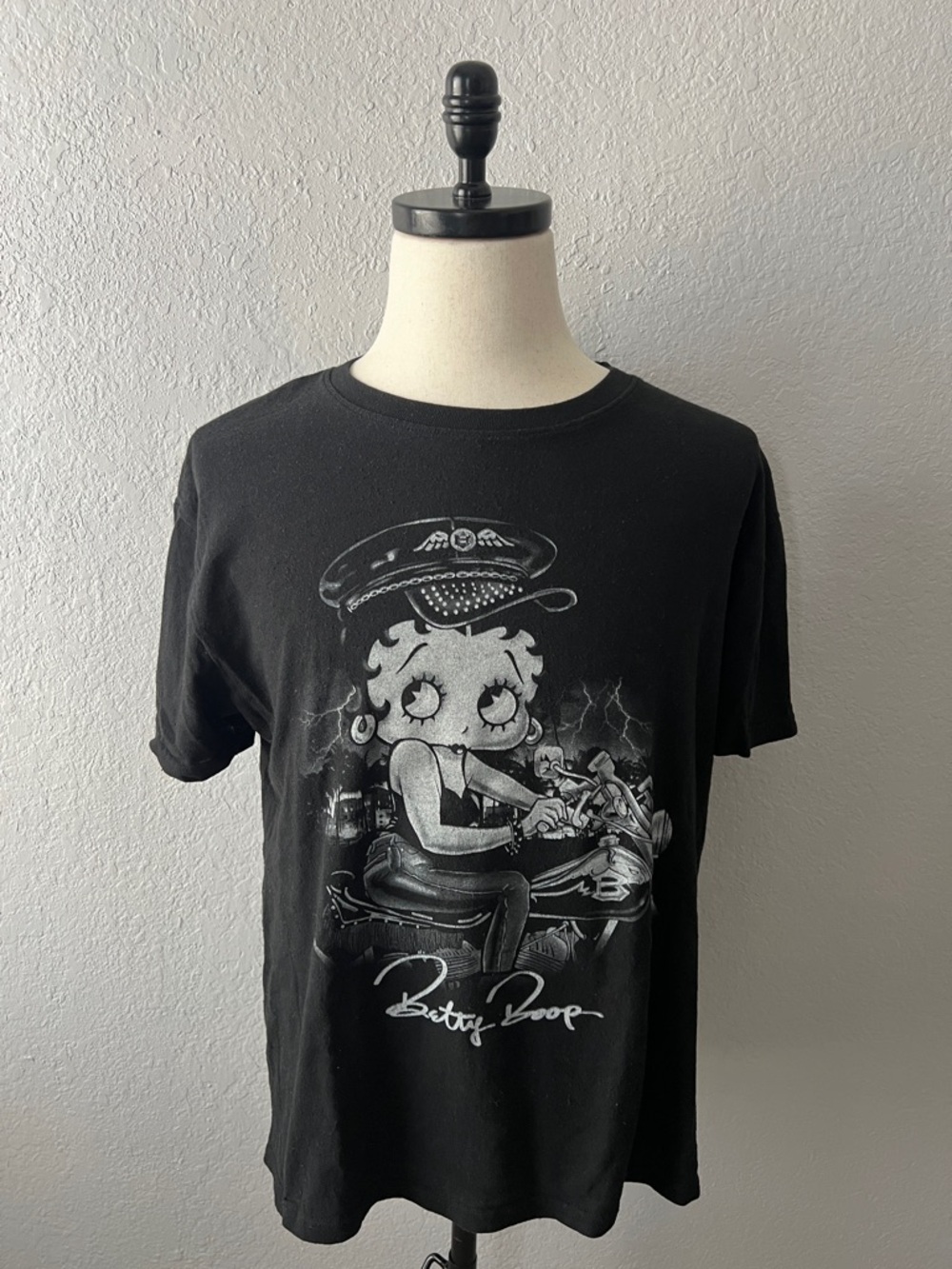 Betty Boop Black Short Sleeve Graphic Tee